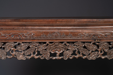 A large Chinese jichimu wooden 'tiaoan' with lingzhi and chilong design, 19/20th C.