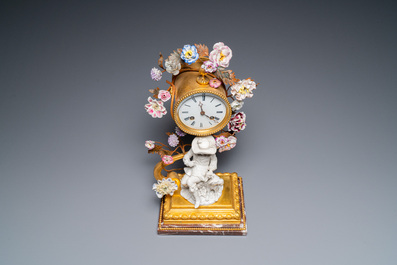 A French ormolu-mounted porcelain mantel clock, 18/19th C.