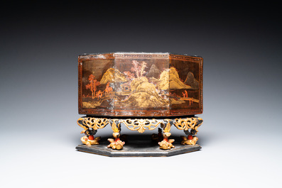 A Chinese gilt lacquer altar piece or 'chanab' for the Straits or Peranakan market, 19/20th C.