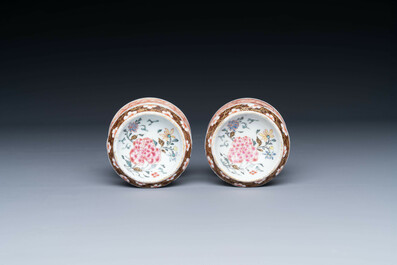 A varied collection of Chinese famille rose and Imari-style porcelain, Yongzheng and later