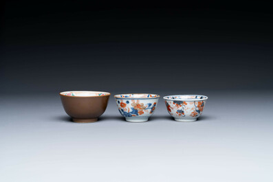 A varied collection of Chinese famille rose and Imari-style porcelain, Yongzheng and later