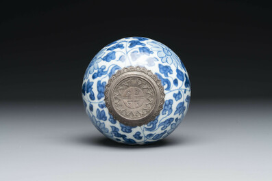 A varied collection of seven pieces of Chinese porcelain and Canton enamel, Kangxi and later