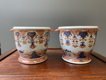 A pair of Chinese Imari-style wine bottle coolers, Qianlong