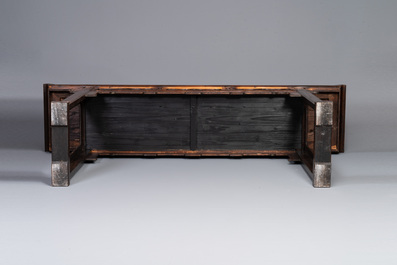 A Chinese wooden three-drawer console table, 19/20th C.