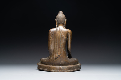 A Burmese bronze Mandalay-style Buddha in bhumisparsha mudra, 18/19th C.