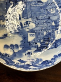 A Chinese blue and white 'Bleu de Hue' tazza and a bowl for the Vietnamese market, Shun Li Kun Ji 順利坤記 and Jin Yu Feng Ji 金玉鋒記 mark, 19th C.