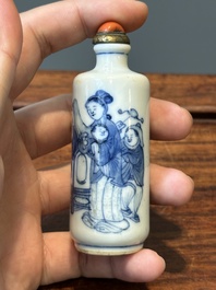 Five various Chinese blue and white snuff bottles, Yongzheng mark, 19/20th