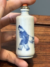 Five various Chinese blue and white snuff bottles, Yongzheng mark, 19/20th