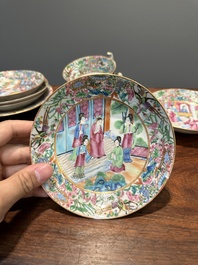 Service &agrave; th&eacute; de 11 pi&egrave;ces en porcelaine de Chine famille rose de Canton, 19&egrave;me