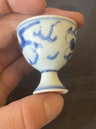 Five Chinese blue and white 'Hatcher cargo' stem cups with dragons, Transitional period
