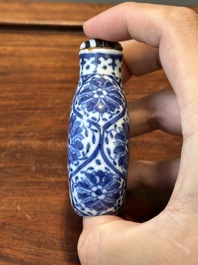 Three Chinese blue and white snuff bottles, Yongzheng mark, 19th C.