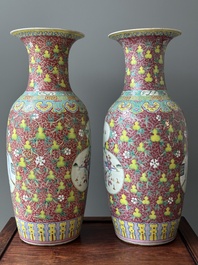 A pair of Chinese famille rose vases, a spittoon and a jar with cover, 19th C.