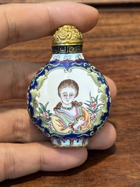 A Chinese Canton enamel 'European scene' snuff bottle, Qianlong mark, 19th C.