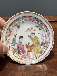 Six tasses et soucoupes et quatre couvercles en porcelaine de Chine famille rose de Canton &agrave; d&eacute;cor mandarin, Qianlong