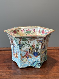 A very fine hexagonal Chinese Canton famille rose jardiniere, 19th C.