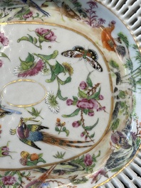 Panier ajour&eacute; sur son support en porcelaine de Chine Famille rose de Canton, 19&egrave;me