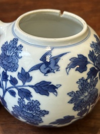 A Chinese blue and white mustard jar and cover with floral design, Kangxi