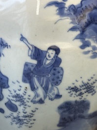 A Chinese blue and white octagonal 'Zhi Ri Gao Sheng 指日高昇' vase, Transitional period