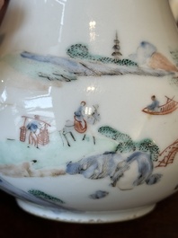Th&eacute;i&egrave;re couverte en porcelaine de Chine famille rose &agrave; d&eacute;cor de paysage, Yongzheng
