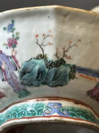 Three lobbed Chinese famille rose bowls, Yongzheng mark, 19th C.