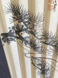 Drie waaiers, navolger van Zhang Daqian 張大千 (1899-1983) en Wu Hufang 吴湖帆 (1894-1968), inkt en kleur op papier