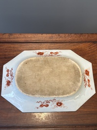 A pair of octagonal Chinese blue and white 'Xi Xiang Ji' dishes and a pair of famille rose dishes, Yongzheng