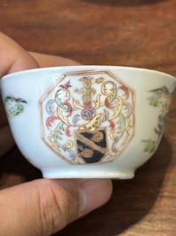 Tasse et soucoupe en porcelaine de Chine famille rose aux armes de Beekman de Z&eacute;lande pour le march&eacute; hollandais, Yongzheng
