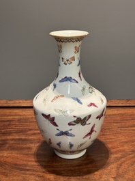 A Chinese famille rose vase with butterfly design, Guangxu mark, 19th C.