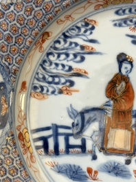 Een paar Chinese Imari-stijl 'Xi Xiang Ji' borden, Kangxi