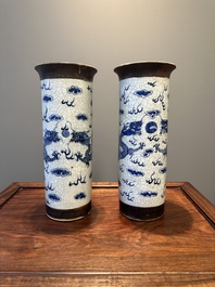 Two pairs of Chinese blue and white Nanking crackle-glazed 'dragon' vases and a dish, Chenghua mark, 19th C.