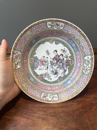 A Chinese famille rose semi-eggshell ruby-back plate, 19/20th C.