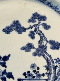Een Chinese blauw-witte schotel en een octagonale 'Drie Vrienden van de Winter' schotel, Wanli en Qianlong