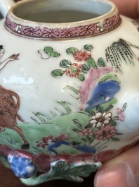 Paire de th&eacute;i&egrave;res en porcelaine de Chine famille rose &agrave; d&eacute;cor de gar&ccedil;ons et buffles, Yongzheng