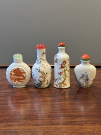 Four Chinese famille rose and iron-red snuff bottles, Qianlong and Yongzheng mark, 19/20th C.