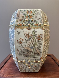 A Chinese Canton famille verte garden seat with figurative design, 19th C.