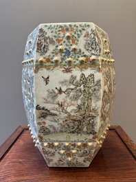 A Chinese Canton famille verte garden seat with figurative design, 19th C.