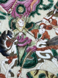 A pair of Chinese Nanking crackle-glazed famille rose jars and a dish, Chenghua mark, 19th C.