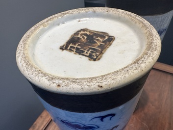 Two pairs of Chinese blue and white Nanking crackle-glazed 'dragon' vases and a dish, Chenghua mark, 19th C.