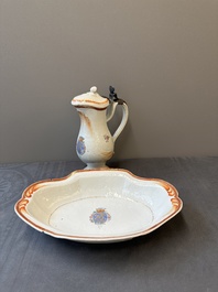 A rare Chinese export porcelain ewer and basin with crowned monogram 'RLI', Qianlong