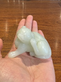 A fine Chinese celadon jade sculpture of a mythical beast, 17/18th C.