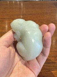 A fine Chinese celadon jade sculpture of a mythical beast, 17/18th C.