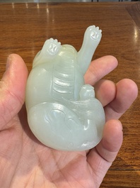 A fine Chinese celadon jade sculpture of a mythical beast, 17/18th C.