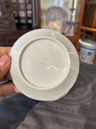 Treize soucoupes et douze tasses en porcelaine de Chine en bleu et blanc &agrave; d&eacute;cor figuratif, Kangxi/Yongzheng