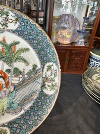 Zeven Chinese Canton famille verte borden met figuratief decor, 19e eeuw