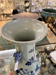 Drie Chinese blauw-witte vazen met celadon fond en twee famille rose potten, 19/20e eeuw