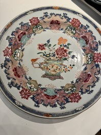 Three Chinese famille rose plates and ten saucers, Yongzheng/Qianlong