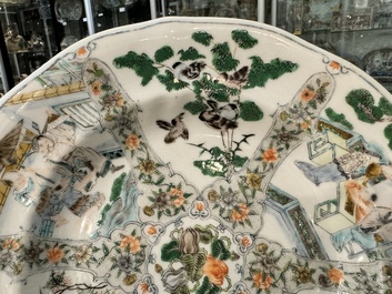 A rare 30-piece KPM porcelain service with Cantonese famille verte painting, China and Germany, 19th C.