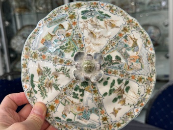 Rare service en porcelaine de KPM &agrave; d&eacute;cor famille verte de Canton, Chine et Allemagne, 19&egrave;me