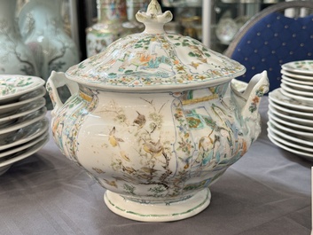 Rare service en porcelaine de KPM &agrave; d&eacute;cor famille verte de Canton, Chine et Allemagne, 19&egrave;me