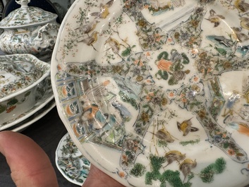 Rare service en porcelaine de KPM &agrave; d&eacute;cor famille verte de Canton, Chine et Allemagne, 19&egrave;me